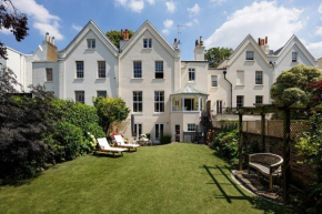 Veeve - Majestic in Kensington